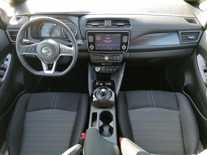Nissan Leaf Acenta 40 KWh 150 PS Navi Sitzheiz. R-Kamera